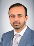 headshot of Hamza Alizai, MD