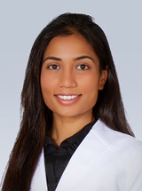 headshot of Eashaa Kumar, MD, MBA