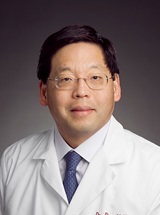 headshot of Ronald W. Li, MD