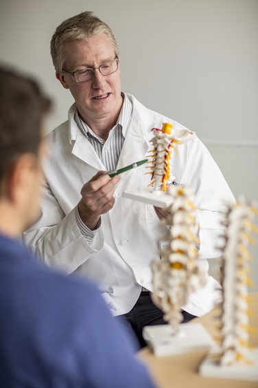 Spinal cancer types vary between spinal cord and spinal column
