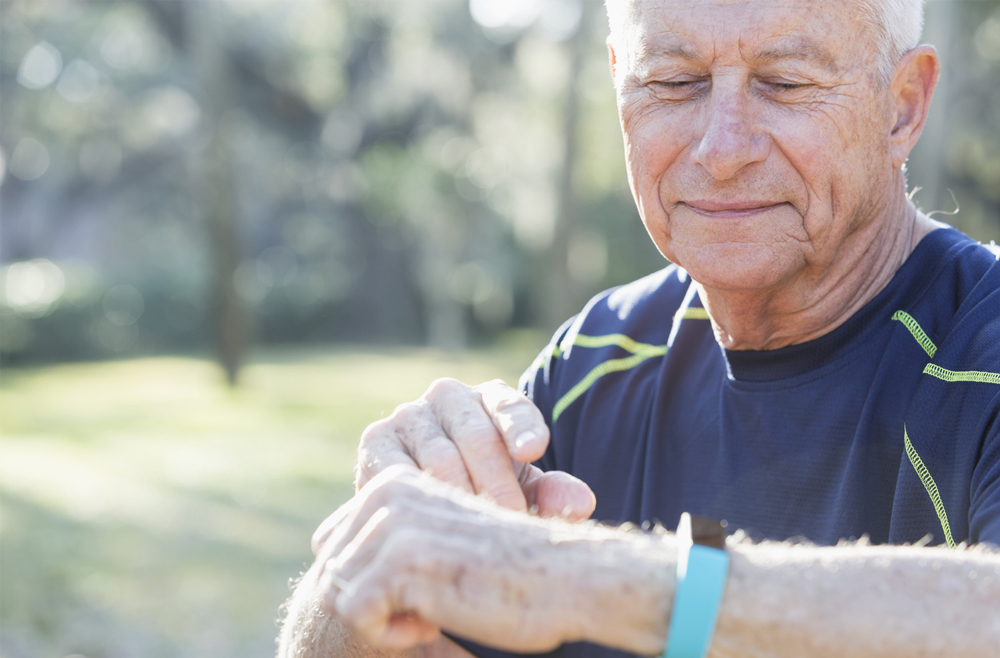 Getting Heart Disease Patients to Exercise: Study Says Wearables